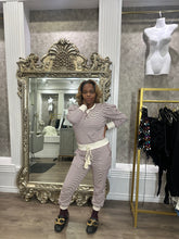 Load image into Gallery viewer, Striped Contrast Set
